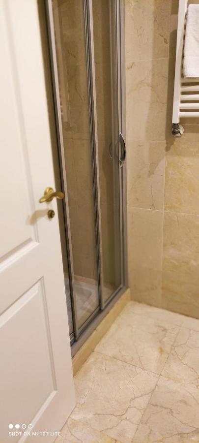 Bevs Ground Floor Roda Golf Apartment! سان خافيير الغرفة الصورة